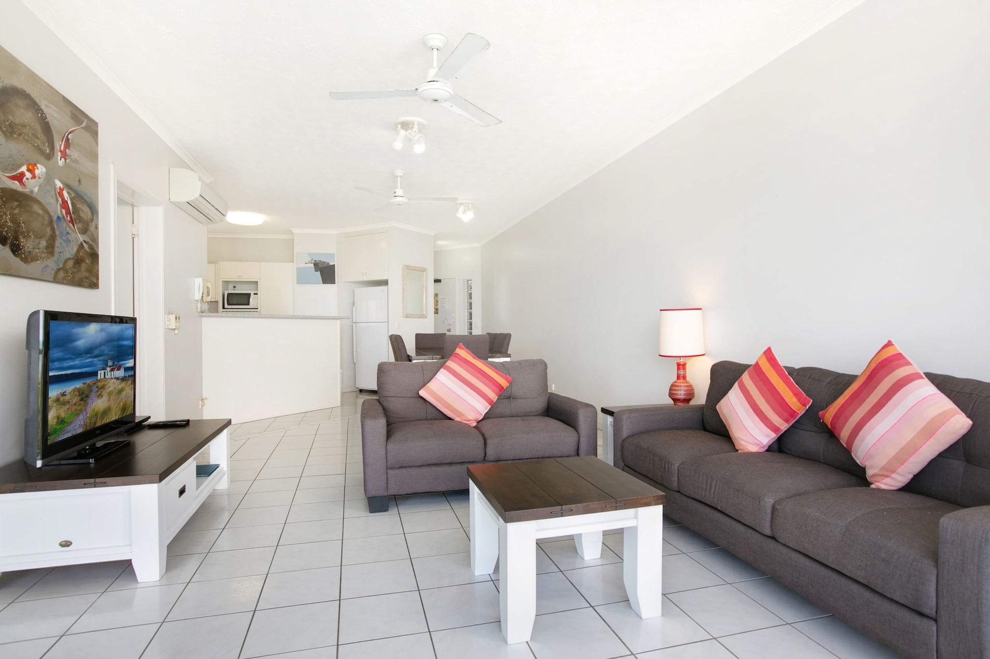 On The Beach Apartments Trinity Beach Exterior foto
